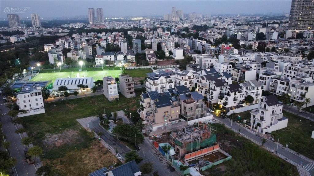 Bán nhà phố (9x18m) hướng đông nam, 39 tỷ tl, quận 2  saigon mystery villas  0948 888 ***