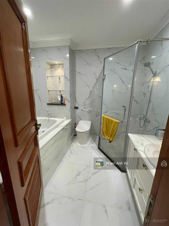 Cho thuê np góc 2 mặt tiền 120tr/th, dtsd 535m2 bình trưng tây  quận 2 sg mystery  0948 888 ***