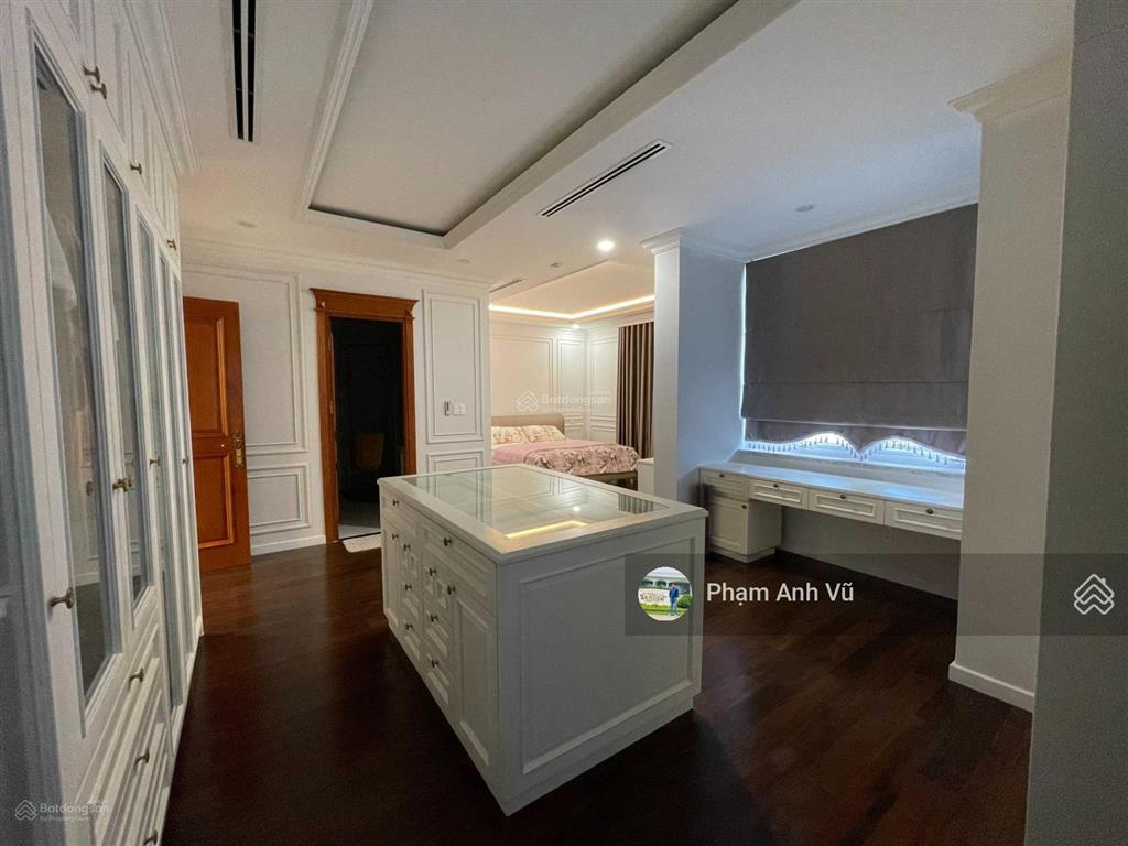 Cho thuê np góc 2 mặt tiền 120tr/th, dtsd 535m2 bình trưng tây  quận 2 sg mystery  0948 888 ***