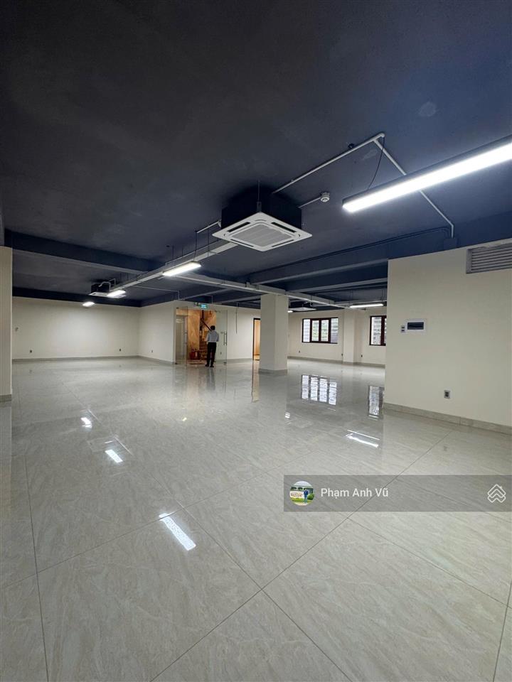 Cho thuê vp 508m2, dtsd 1.166m2 giá 300tr/tháng tl, thang máy, máy lạnh, pccc  0948 888 ***
