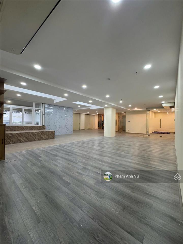 Cho thuê vp 508m2, dtsd 1.166m2 giá 300tr/tháng tl, thang máy, máy lạnh, pccc  0948 888 ***