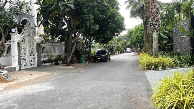 Bán lô nhà phố villa thủ thiêm 176m2 mặt tiền đường quách giai giá 215tr/m2  0948 888 ***
