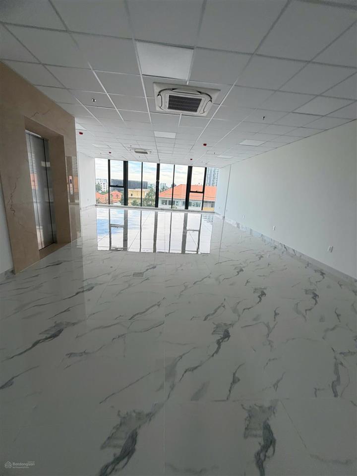 Cho thuê văn phòng trương văn bang 8x20m  7 tầng  pccc giá 230 triệu/tháng  0948 888 ***