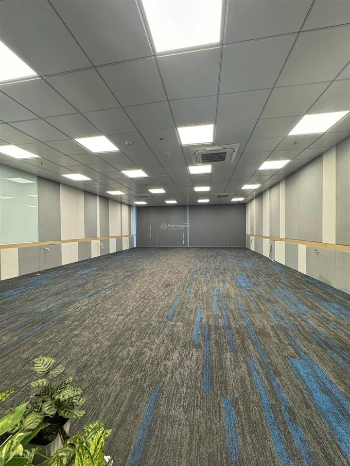Cho thuê vp mt trương văn bang 8x20m  7 tầng  pccc giá 250 triệu/tháng  0948 888 ***