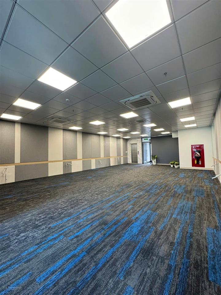 Cho thuê vp mt trương văn bang 8x20m  7 tầng  pccc giá 250 triệu/tháng  0948 888 ***