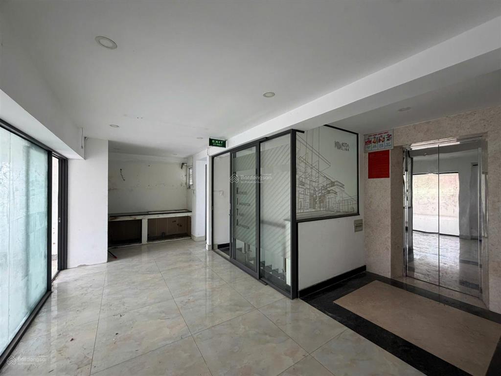 Cho thuê vp 8x20m/100tr/th, hầm 4 tầng mt trương văn bang thang máy, máy lạnh,  0948 888 ***