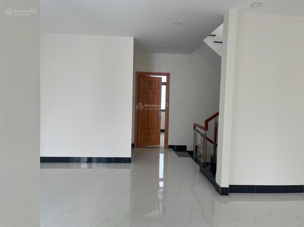 Cho thuê văn phòng 50tr/tháng 7x18m hầm, 4 tầng quận 2  0948 888 ***