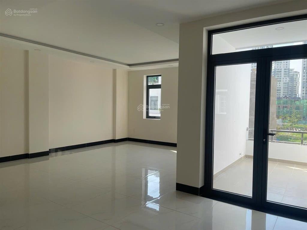 Cho thuê văn phòng 50tr/tháng 7x18m hầm, 4 tầng quận 2  0948 888 ***