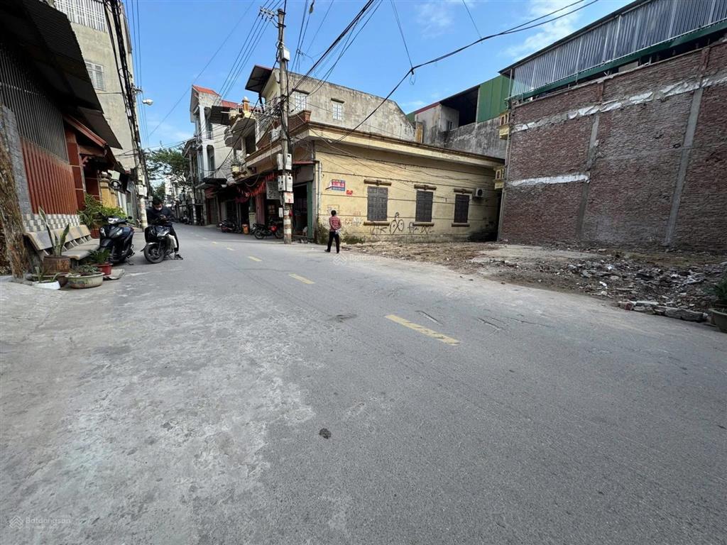 Bán đất kinh doanh đồng kỵ 3 ô tô giá hơn 3 tỷ 0363 664 ***