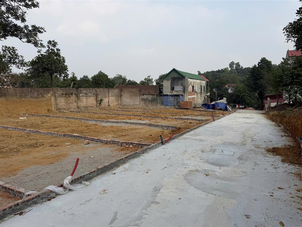 cần bán đất tiên du ô tô 7 chỗ giá rẻ 1.7 tỷ xíu