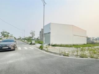 Cần bán gấp nhà 1,5 tầng tại khu đô thị cực gần hà nội
