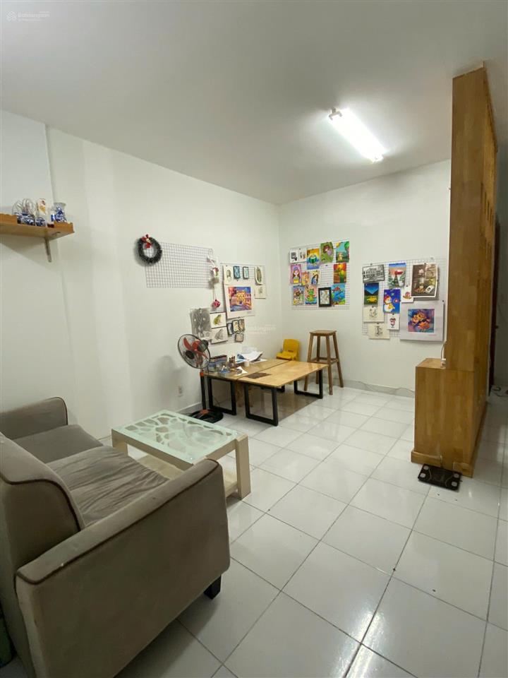 Cần bán chung cư sài gòn town diện tích 59m 2pn giá 2,02 tỷ , giá rẻ