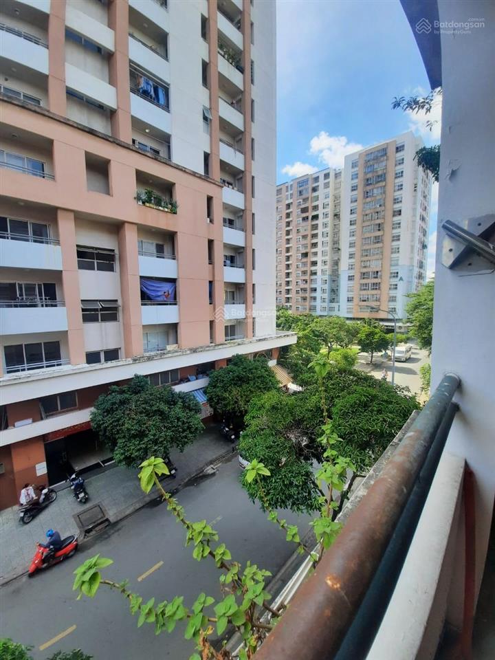Bán chung cư bàu cát 2 thang bộ diện tích 50m 2pn giá 2,55 tỷ  sổ hồng rồi