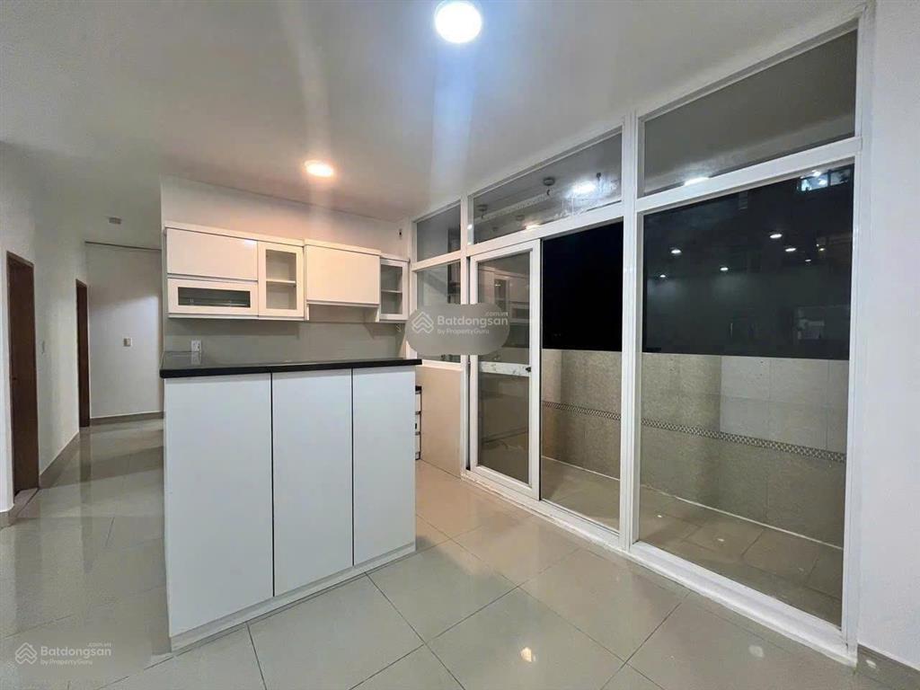 Bán chung cư hoàng kim thế gia diện tích 80m 3pn sổ hồng rồi  giá 3,7 tỷ