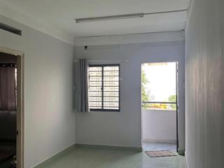 Chung cư bàu cát 2 thang bộ tầng 1  sổ hồng rồi , diện tích 47m 2pn giá 2,6 tỷ