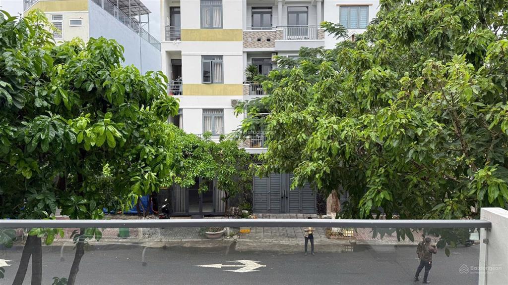 Nhà 4t kđt phước long 11ty ngay trung tâm nha trang, đối diện công viên, vừa ở vừa đầu tư
