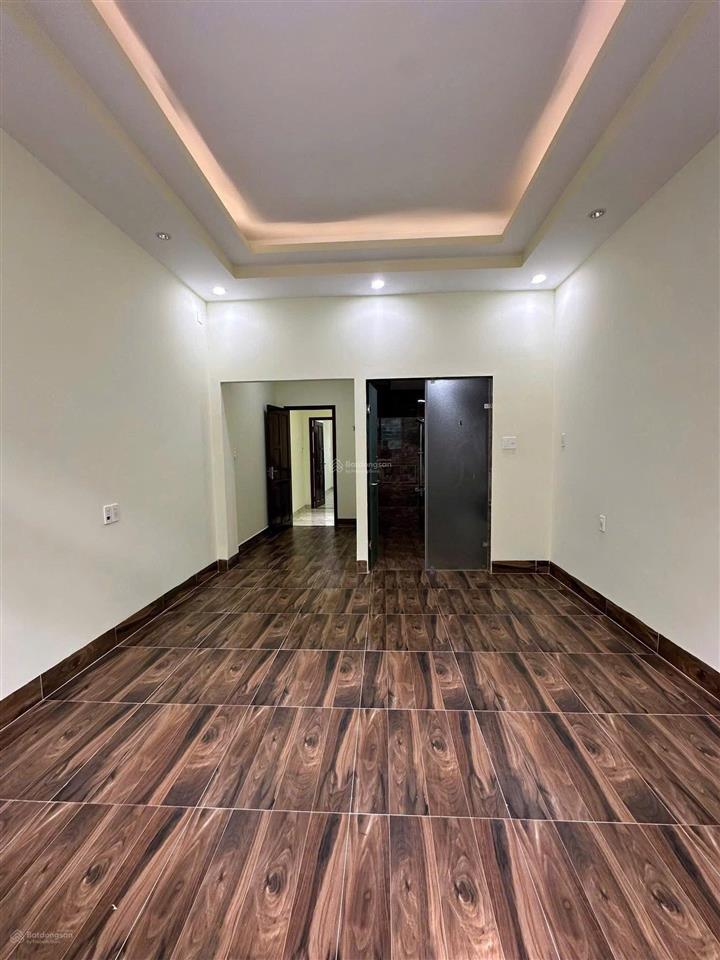 Hàng hiếm  nhà sổ đỏ hoàn công kđt lê hồng phong 2