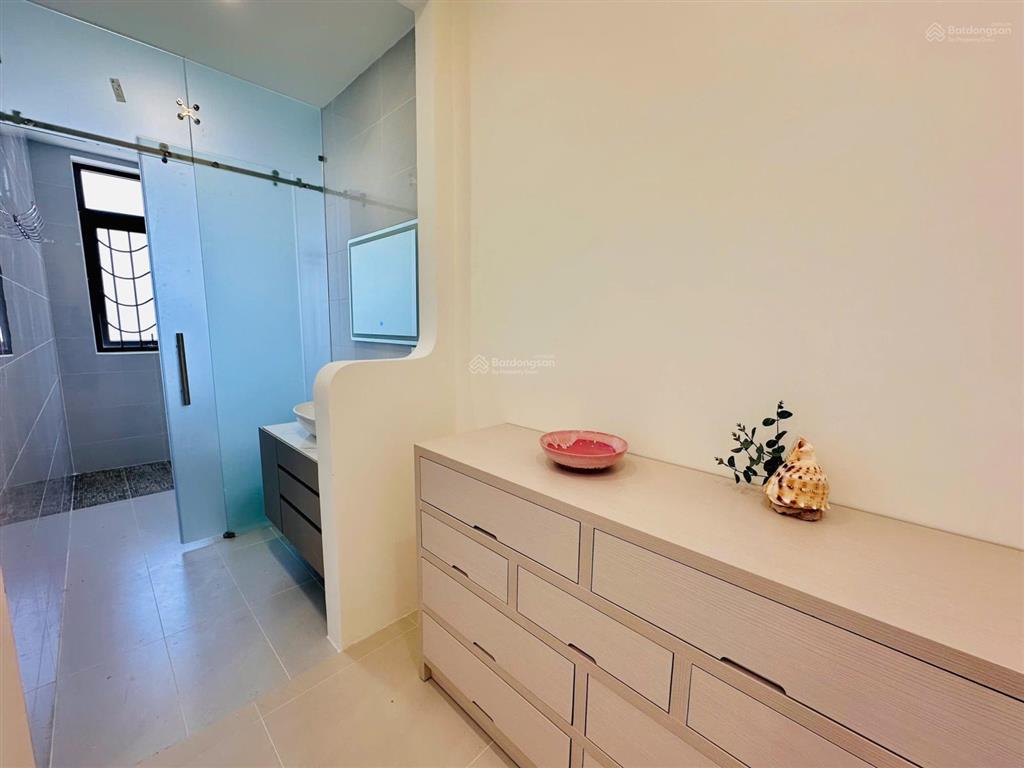 Nhà đẹp 3 tầng mới xây mỹ gia gói 7 đối diện sân bóng mỹ gia hàng hot, gần đại lộ võ nguyên giáp