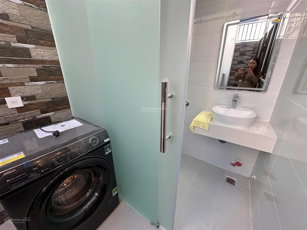 Nhà đẹp 3 tầng mới xây mỹ gia gói 7 đối diện sân bóng mỹ gia hàng hot, gần đại lộ võ nguyên giáp