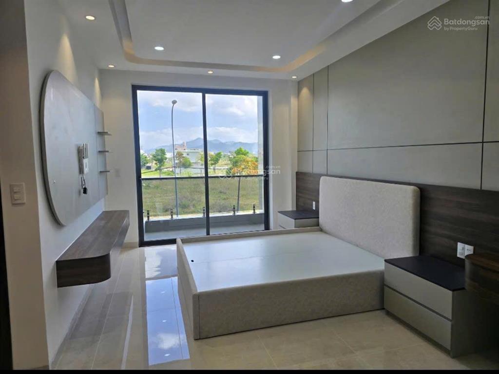 Nhà đẹp mỹ gia gói 7 đối diện công viên 9ty200
siêu thoáng, full nội thất new