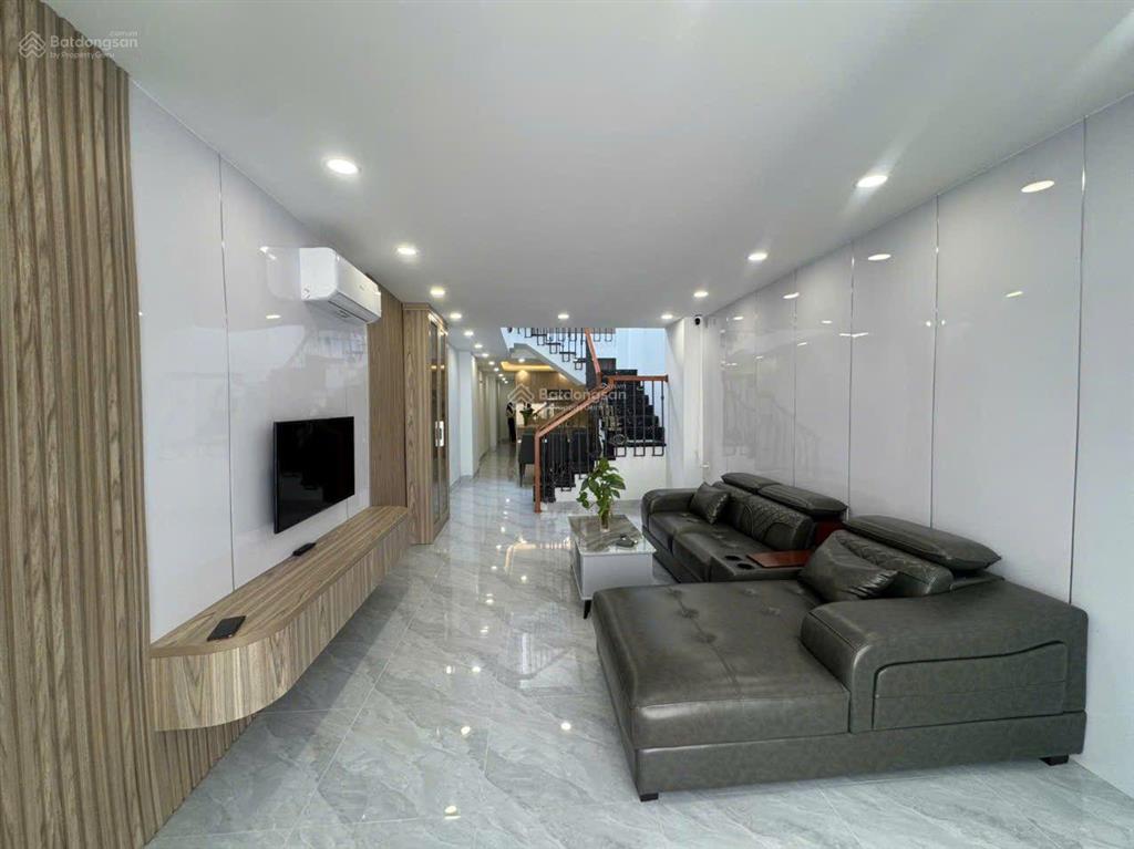 Nhà 2t cách biển 800m, giảm sâu 1 tỷ 350 còn 7,8 tỷ, full nội thất, p. vĩnh nguyên, nha trang