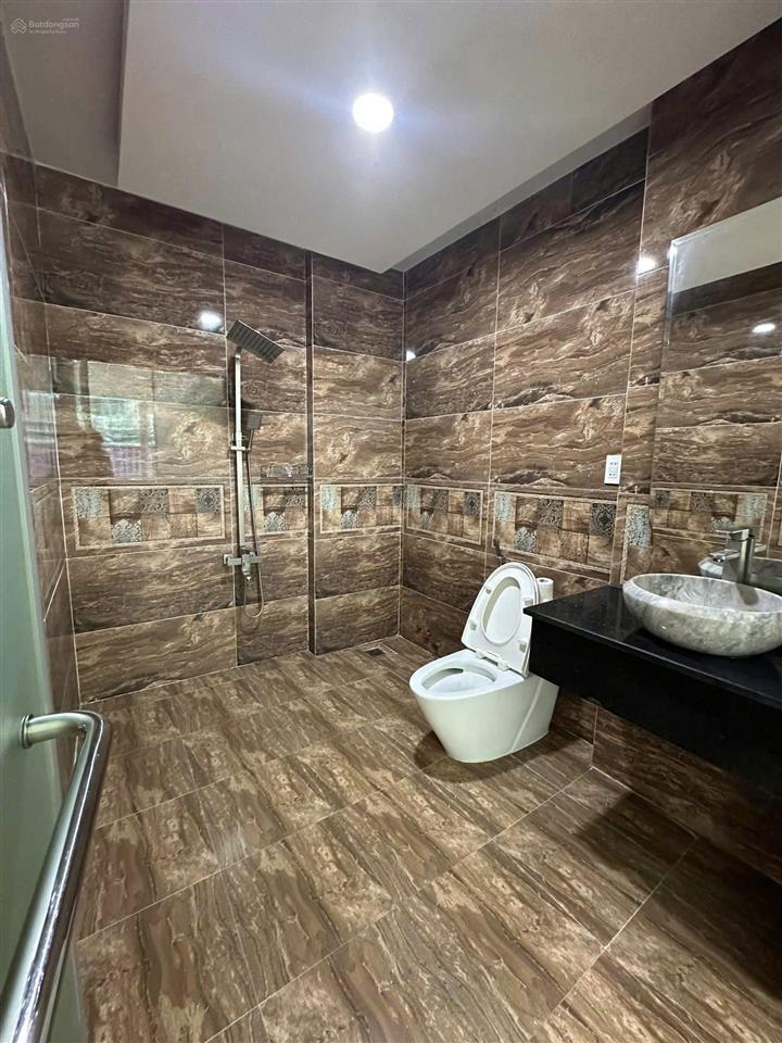 Nhà sổ đỏ hoàn công kđt lê hồng phong 2