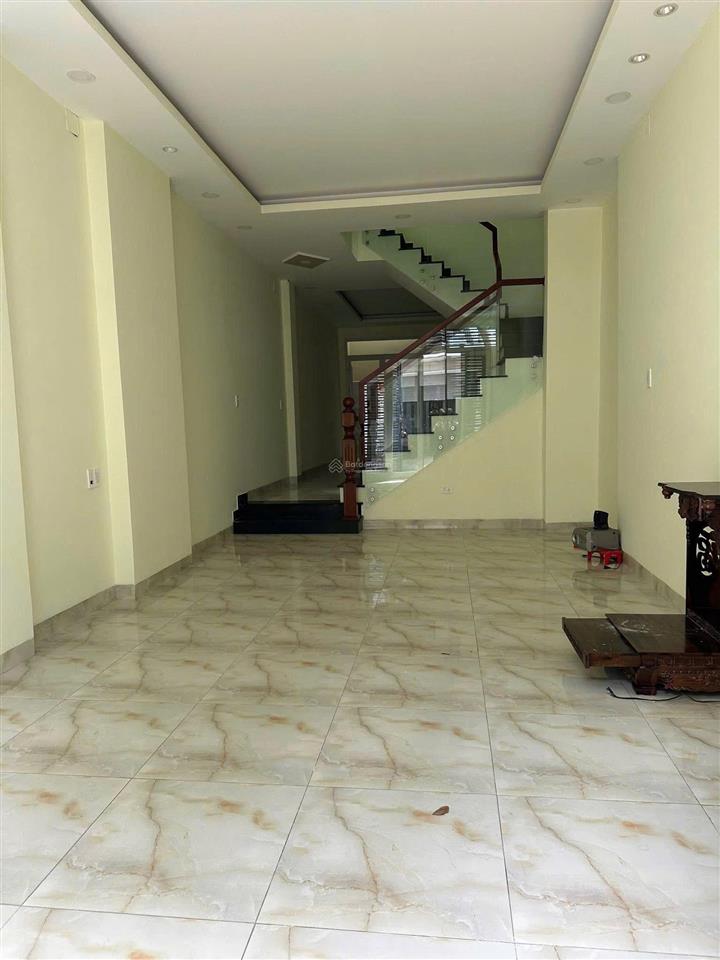 Nhà sổ đỏ hoàn công kđt lê hồng phong 2