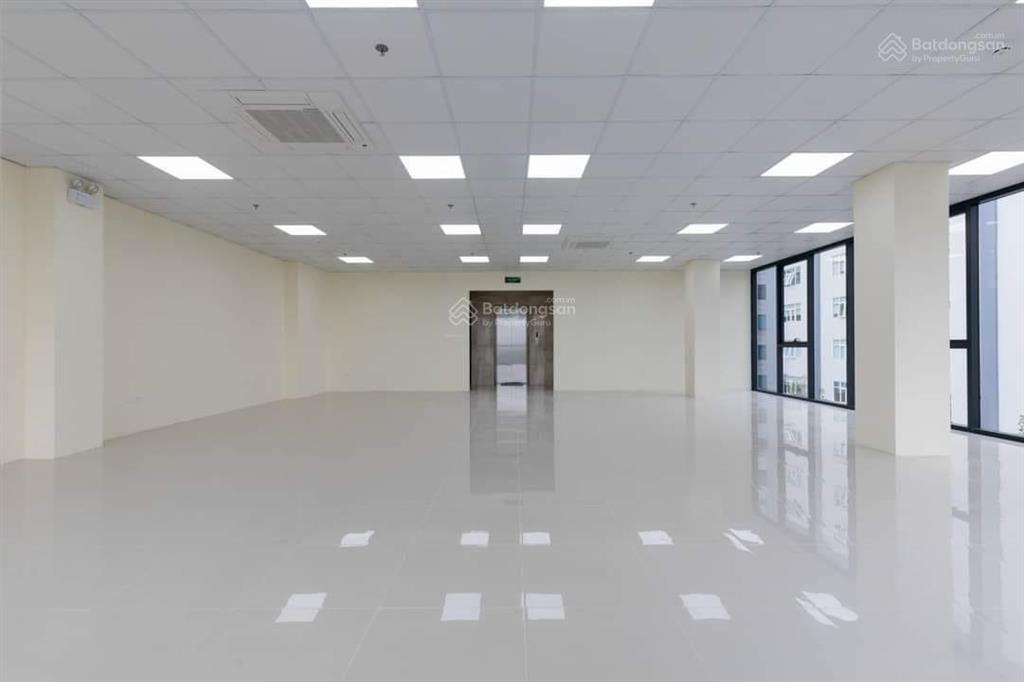 Cần cho thuê gấp sàn vp 120m² xã đàn, lô góc 2 mặt thoáng, cắt lỗ 20 triệu