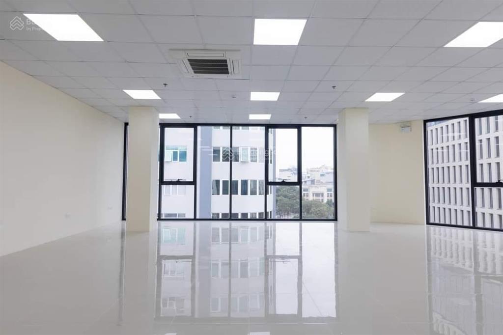 Cần cho thuê gấp sàn vp 120m² xã đàn, lô góc 2 mặt thoáng, cắt lỗ 20 triệu