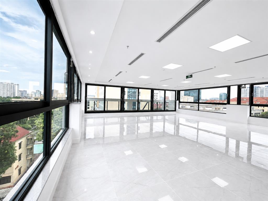 Yên lãng, sàn vp 130m² mặt tiền rộng như sân bay, nhà mới hiện đại, cắt lỗ cực sâu 19 triệu