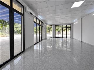 Mặt bằng kinh doanh đẹp hiếm có 2 mặt tiền trung tâm đông vệ giá chỉ 8,5 triệu/tháng
