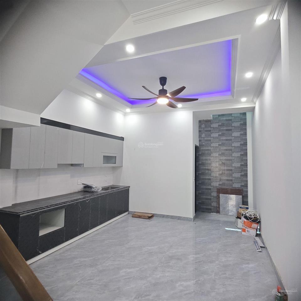 Bán nhà 3 tầng sân cổng riêng tại đồng hòa ,kiến an
