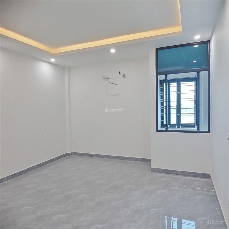 Bán nhà 3 tầng sân cổng riêng tại đồng hòa ,kiến an