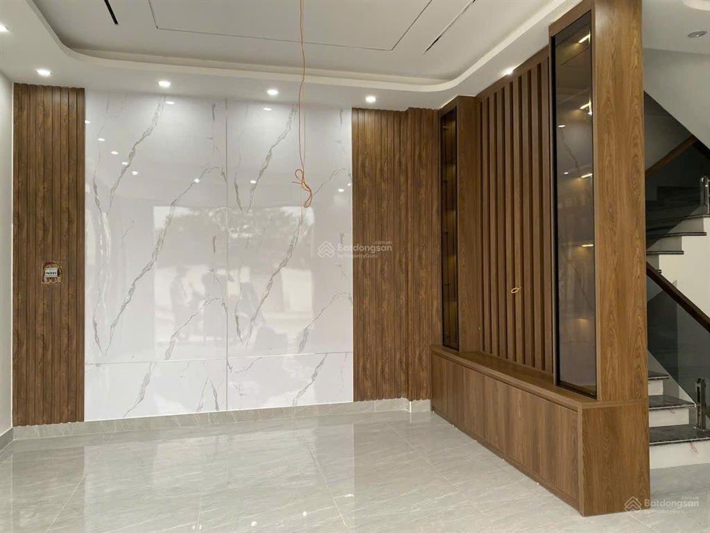 Bán nhà 3 tầng đường 7,5m tại phạm hải ,đa phúc