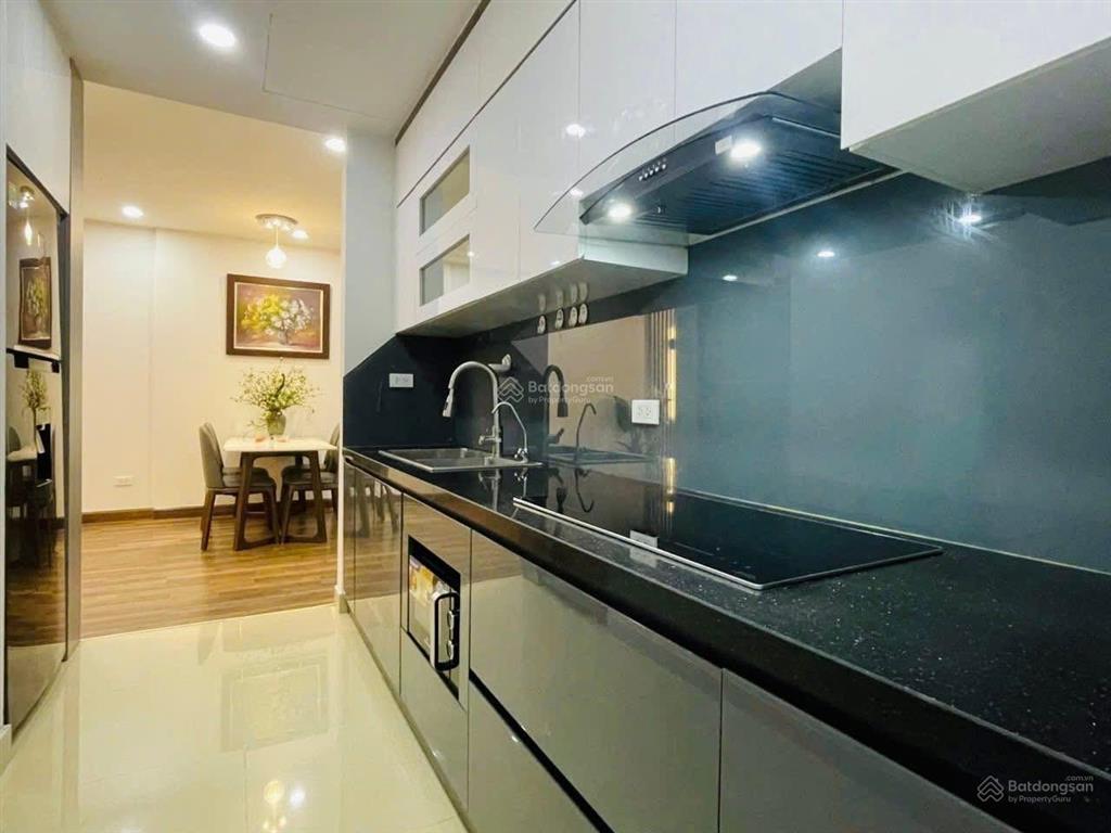 Gấp gấp cần cho thuê căn 02 pn góc ct1 thái hà 43 phạm văn đồng