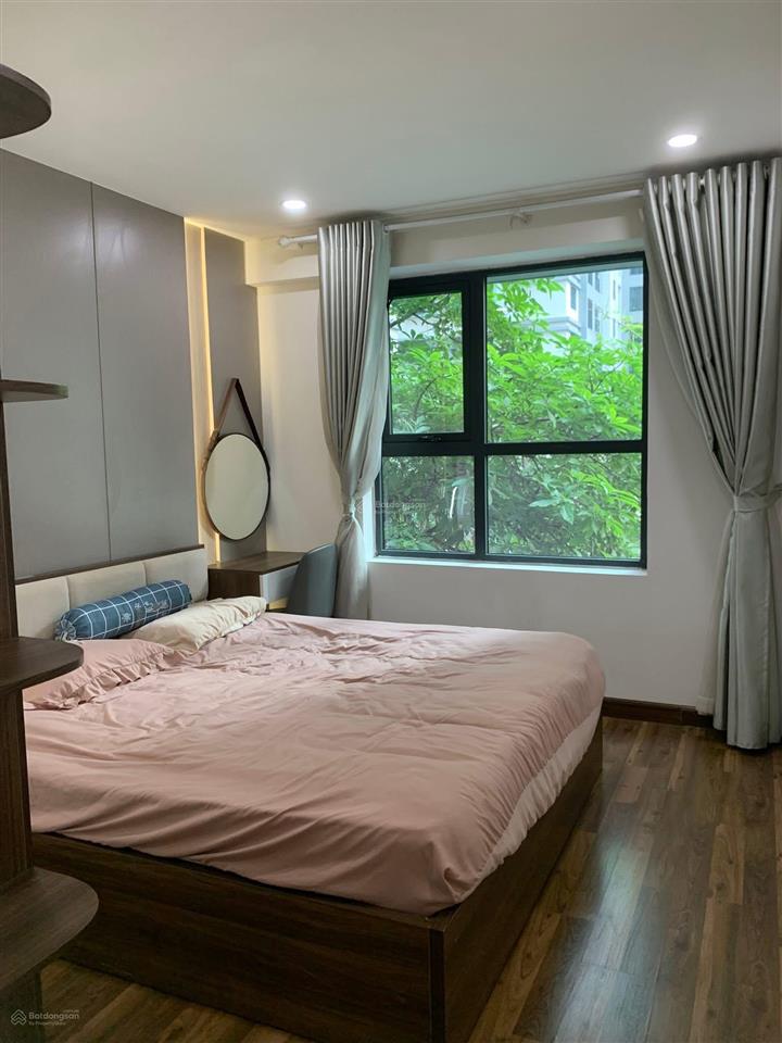 Chính chủ cần bán gấp căn 02 ngủ tại toà ct1 thái hà 43 phạm văn đồng căn góc.