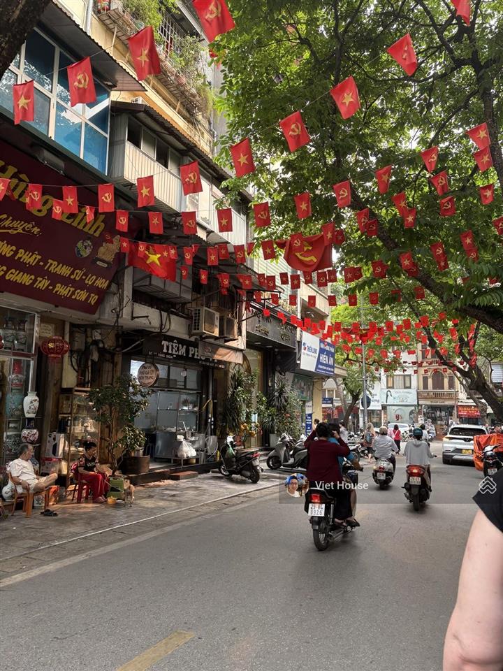Viet house  nguyễn văn linh  mới đẹp chỉ 25 tr/ tháng  100m2  a/chị cần cho thuê nhà gửi em nha