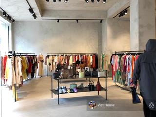 Viet house  nguyễn văn linh  mới đẹp chỉ 25 tr/ tháng  100m2  a/chị cần cho thuê nhà gửi em nha