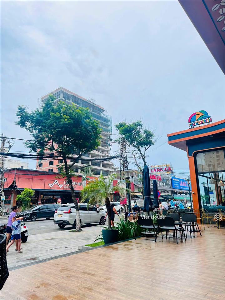 Viet house  cho thuê nhà trần bạch đằng  400 m2  ngang 15 m  đối diện mường thanh  250 tr/th