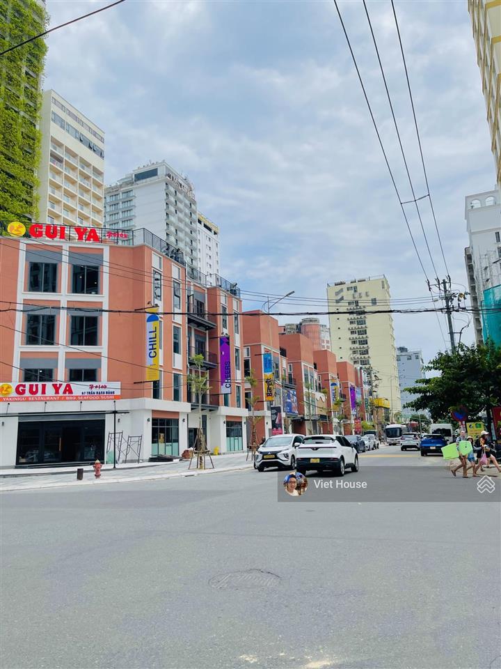 Viet house  nhà mặt tiền trần bạch đằng  gần mường thanh phố đêm an thượng ngang 9m cho thuê