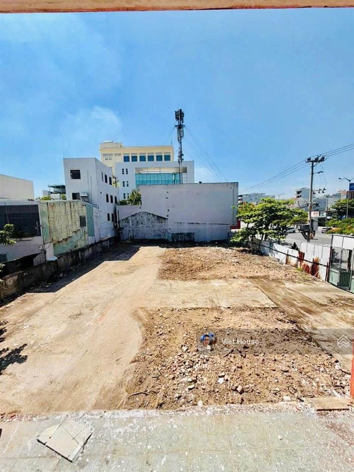 Mặt tiền ngang 59 m  gần đỗ bá  1.452 m2  gọi viet house