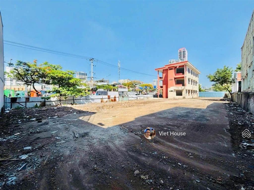 Mặt tiền ngang 59 m  gần đỗ bá  1.452 m2  gọi viet house