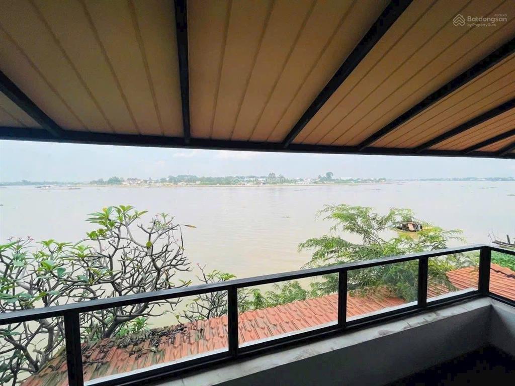 Cho thuê villa hiện đại view sông đường bùi hữu nghĩa, p. tân hạnh cũ, biên hoà