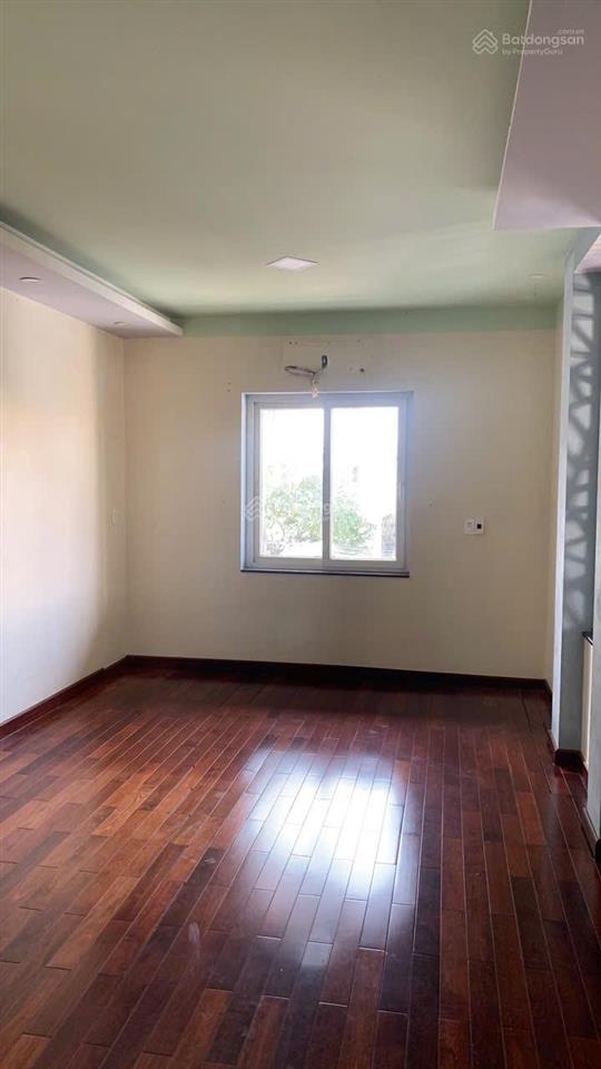 Cho thuê biệt thự sân vườn 576m² gần vincom 23tr