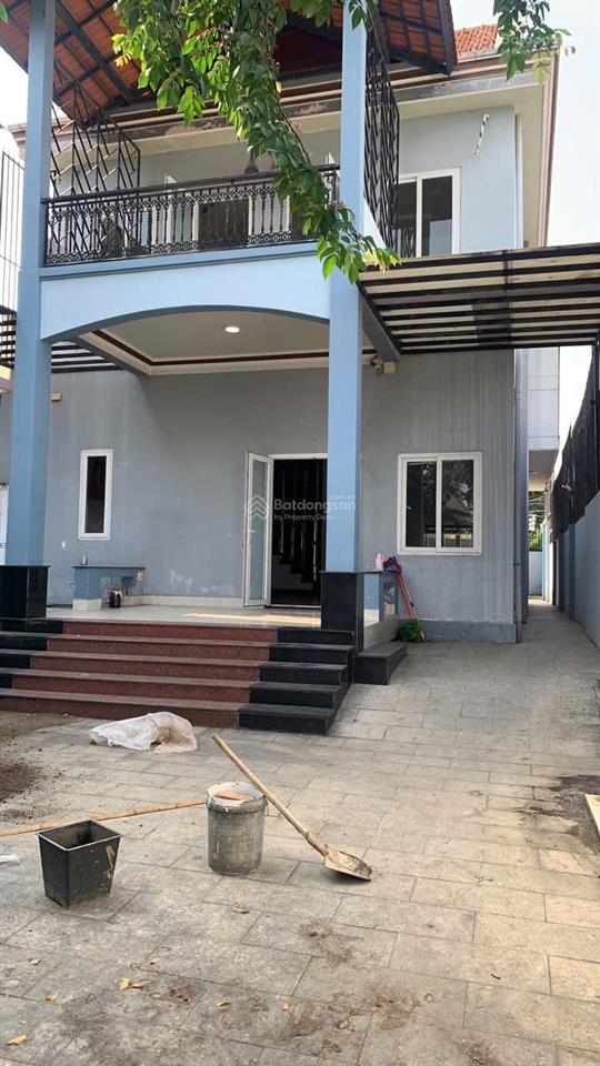 Cho thuê biệt thự sân vườn 576m² gần vincom 23tr