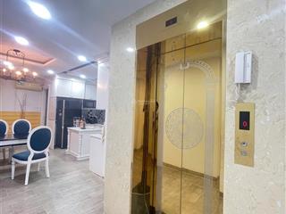 Cho thuê biệt thự 4 lầu 5 phòng có thang máy ngay gần quảng trường tỉnh