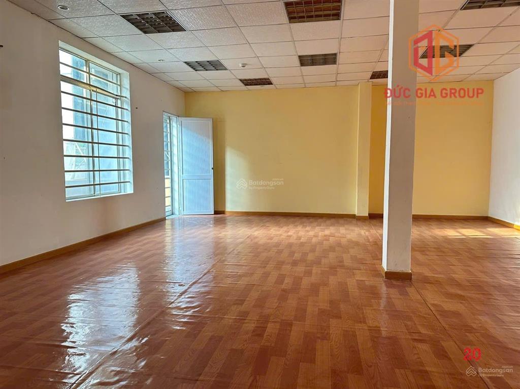 Cho thuê nhà mặt phố ngang 13m tại nguyễn ái quốc, 40 triệu, 350m2, 4pn, 3wc, hàng hiếm