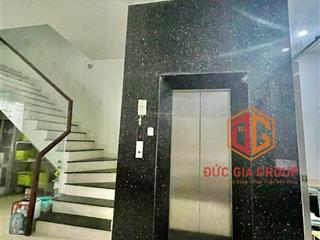 Cho thuê tòa nhà 5 tầng và sân thượng, mặt tiền kinh doanh đường trục chính phường trấn biên