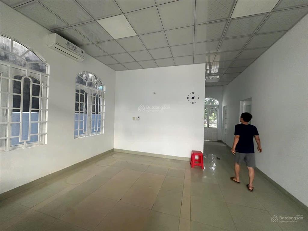 Cho thuê khu nhà vườn 640m2 gần quảng trường tỉnh đồng nai