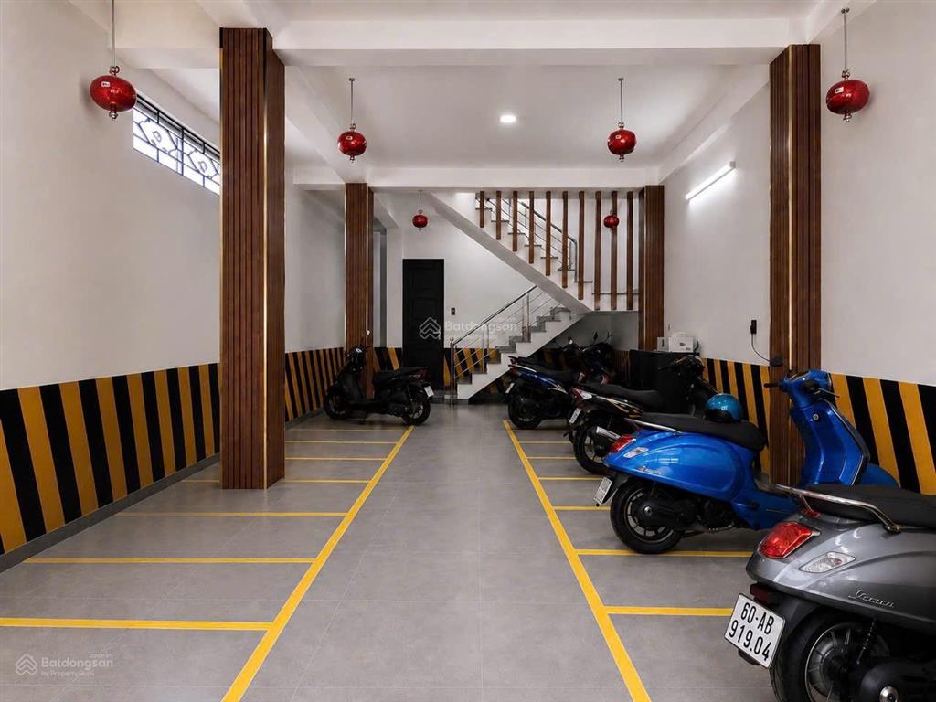 Cho thuê căn hộ duplex có gác rộng rãi mới đẹp full nội thất 100% ngay gần trung tâm vincom gần chợ
